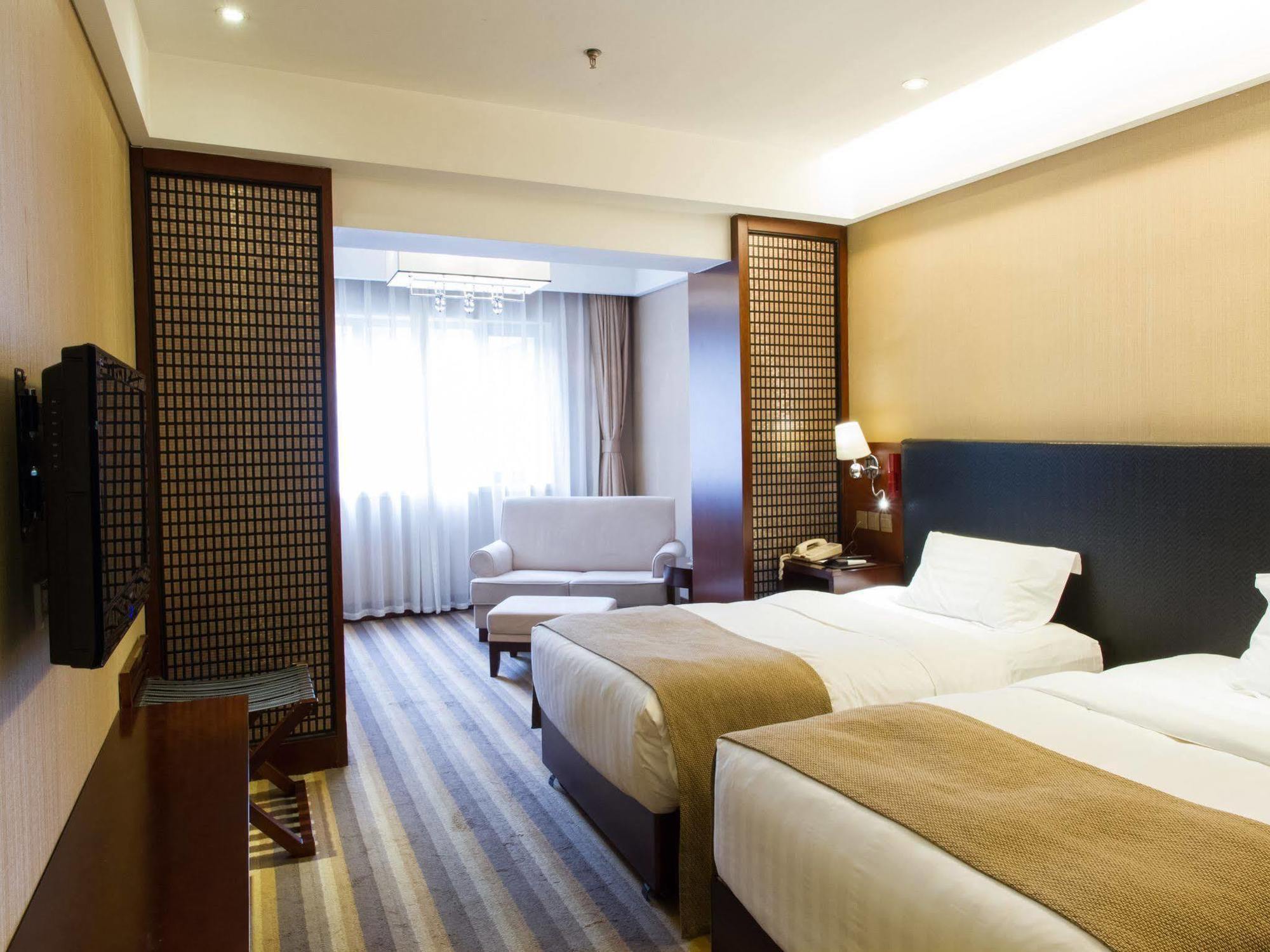 Beijing Dragon Spring Hotel Exterior photo